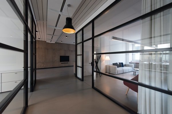 Residential Glass Products And Services That A Reliable Emergency Glass Repair Company Must Provide!