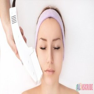 Is Intense Pulsed Light Therapy (IPL Treatment) Good For Your Skin?