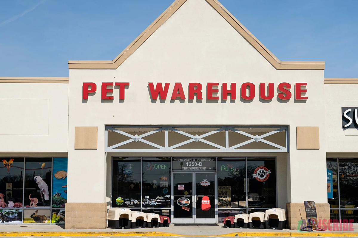 Pet warehouse and it's convenience